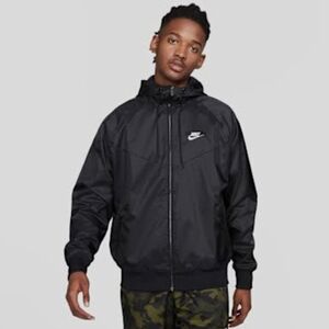 Nike Men's Black Windbreaker Jacket